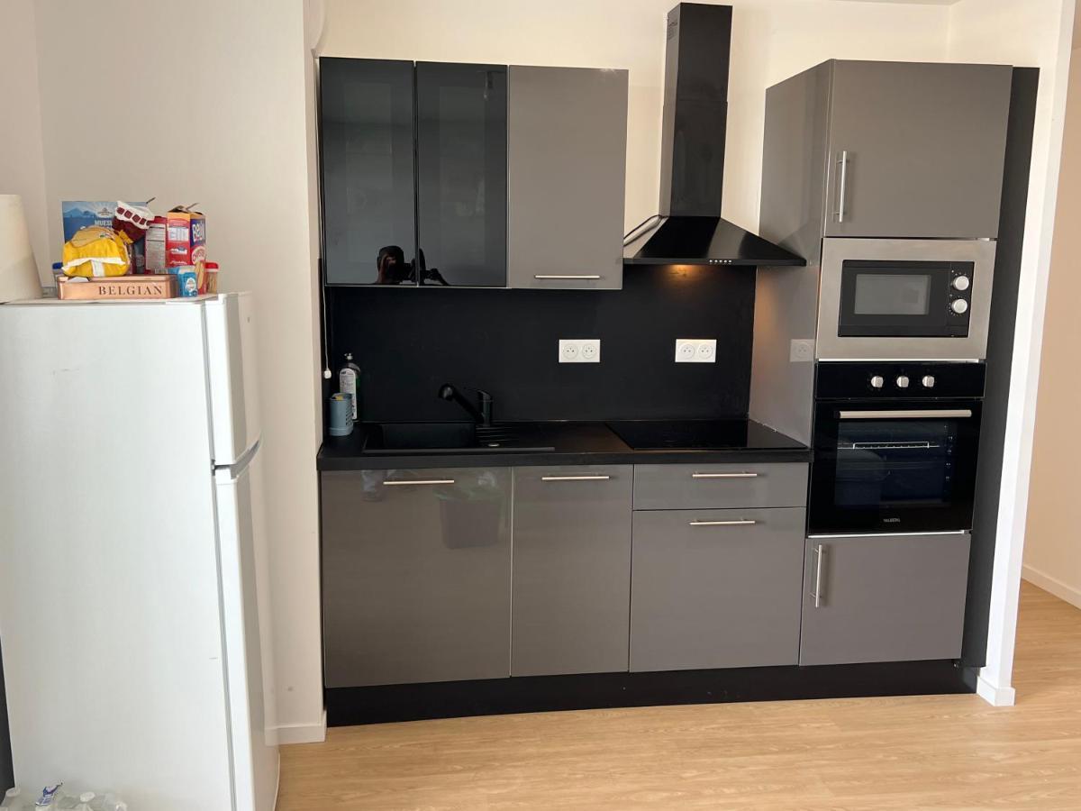 Champions Home Sarcelles Luaran gambar